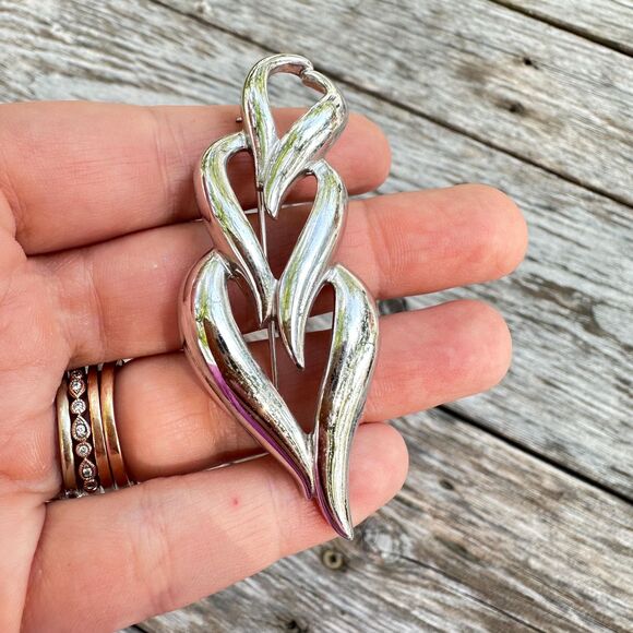 Vintage Jewelry Silver Tone Stacked Hearts Brooch Heart Pin - Picture 2 of 3